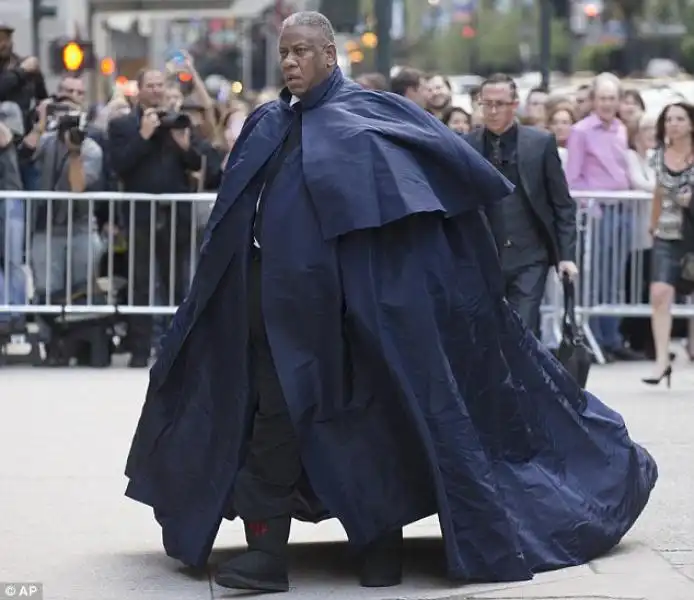 Andre Leon Talley al funerale della Scott 