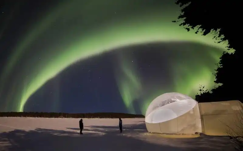 Aurora Bubbles in Finlandia 