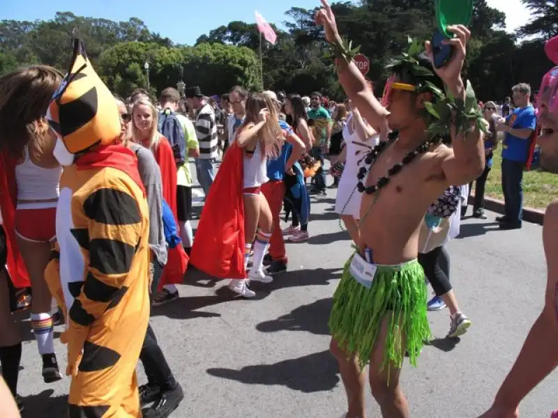 BAY TO BREAKERS FOTO DA CHIMERICA di MAURO APRILE ZANETTI jpeg