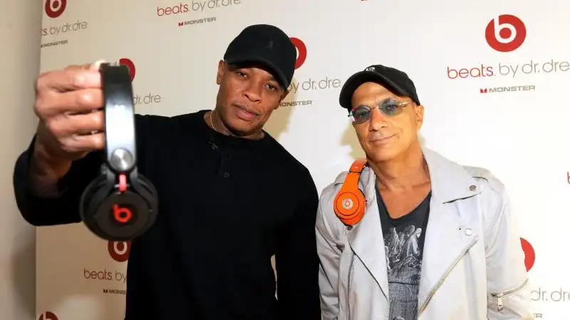 Dr Dre chiude accordo con Apple 