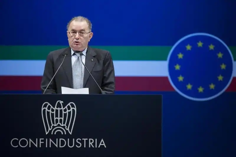 GIORGIO SQUINZI ALL ASSEMBLEA DI CONFINDUSTRIA 