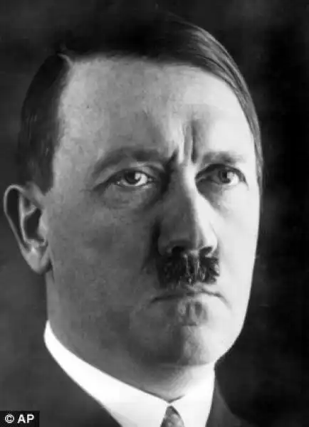  HITLER