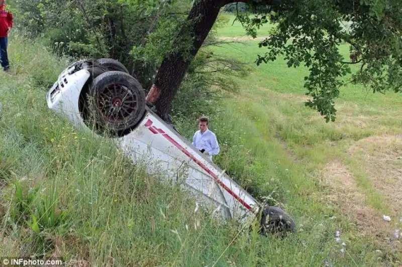 LA MCLAREN INCIDENTATA MR BEAN EROE INCIDENTE 