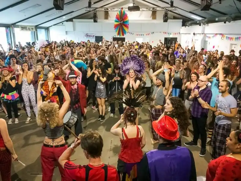 MORNING GLORYVILLE LONDON 