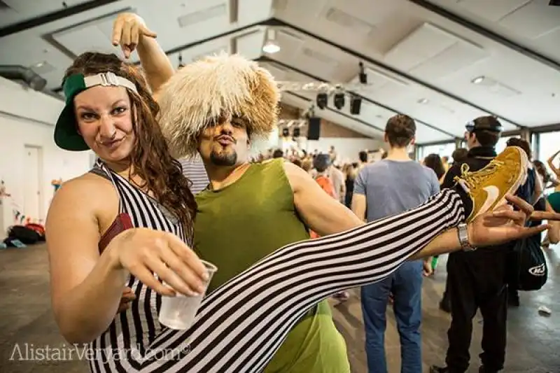 MORNING GLORYVILLE LONDON 