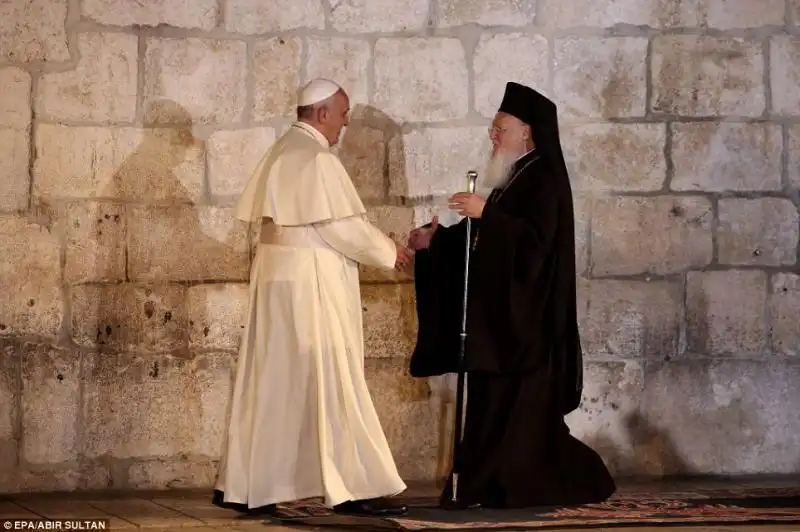 papa Francesco alla Basilica del Santo Sepolcro 