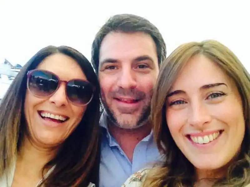 pina picierno selfie con maria elena boschi 