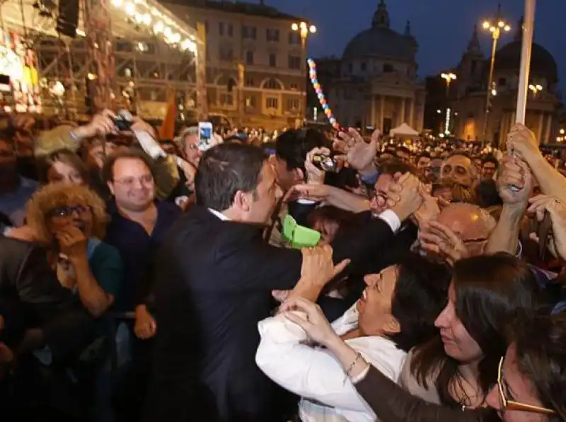 RENZI COMIZIO PIAZZA POPOLO 