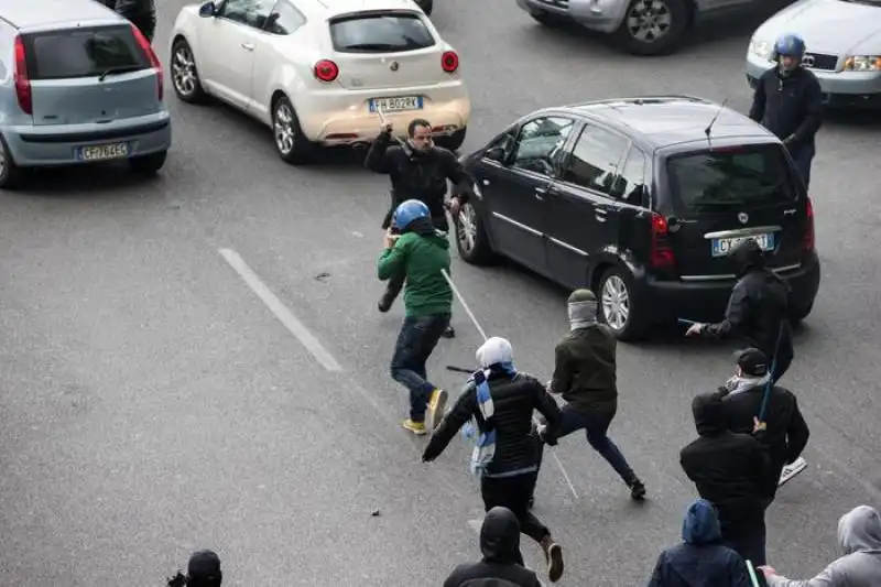 Roma, scontri prima della finale di Coppa Italia