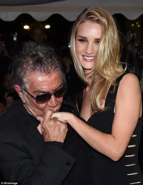 ROSIE HUNTINGTON WHITELEY E ROBERTO CAVALLI 