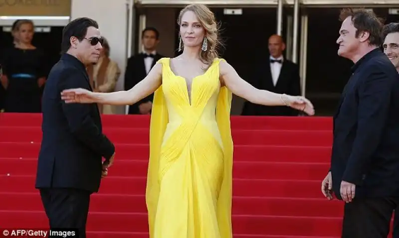 UMA THURMAN E TARANTINO E TRAVOLTA