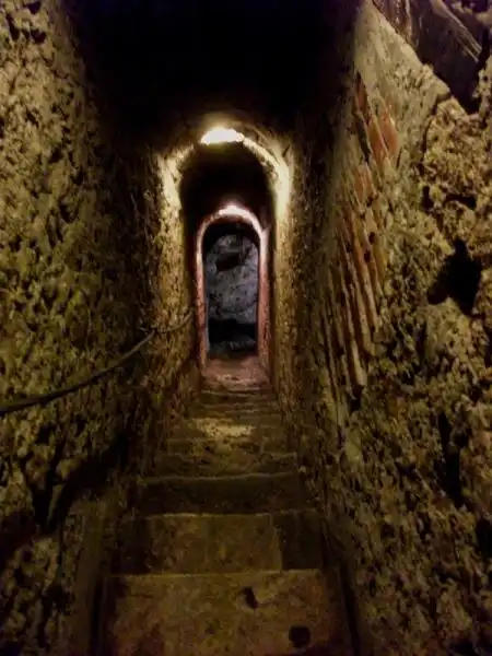 Tunnel del Bran Castle 