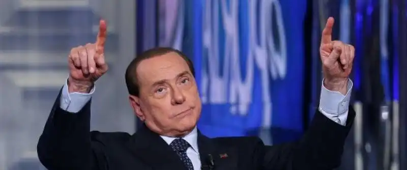 BERLUSCONI A VIRUS