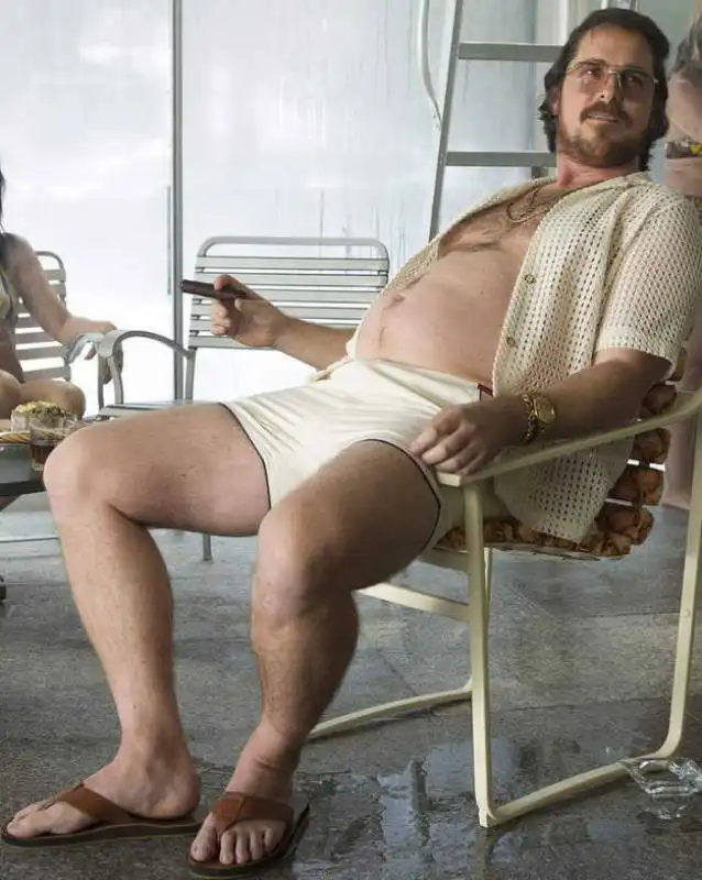 christian bale con pancia in america hustle