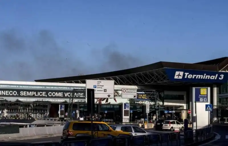 incendio a fiumicino  7