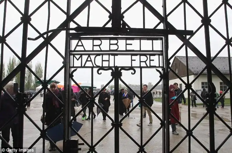 ingresso campo di concentramento di dachau