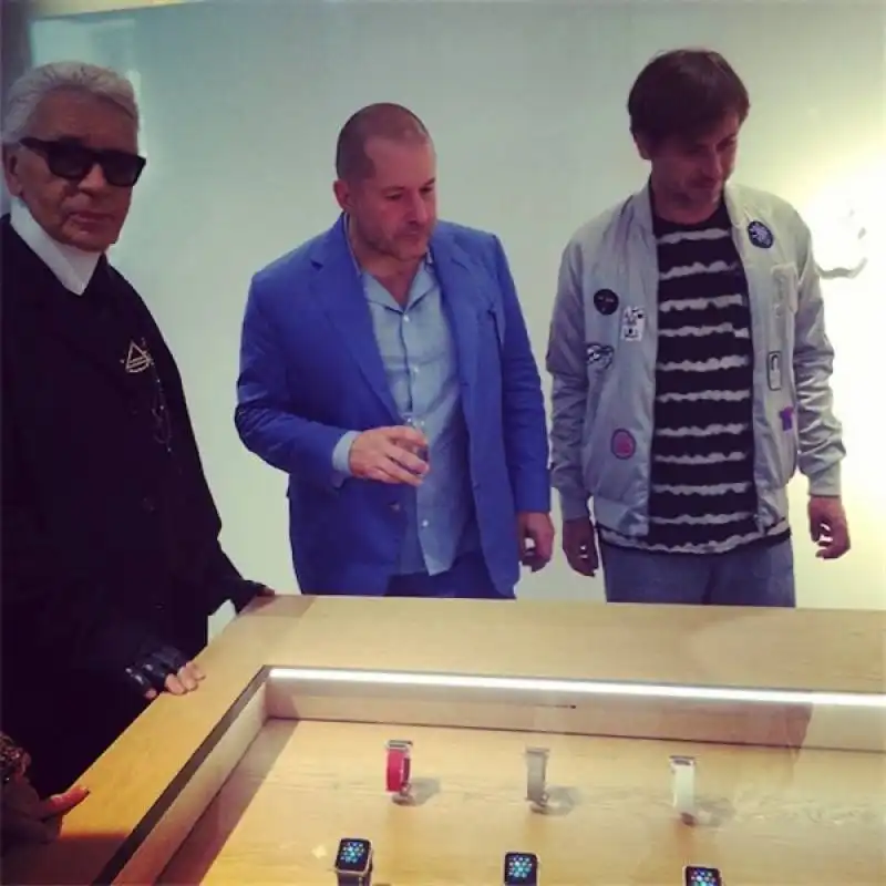 karl lagerfeld jonathan ive apple watch