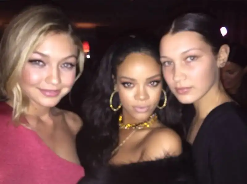 le sorelle hadid con rihanna