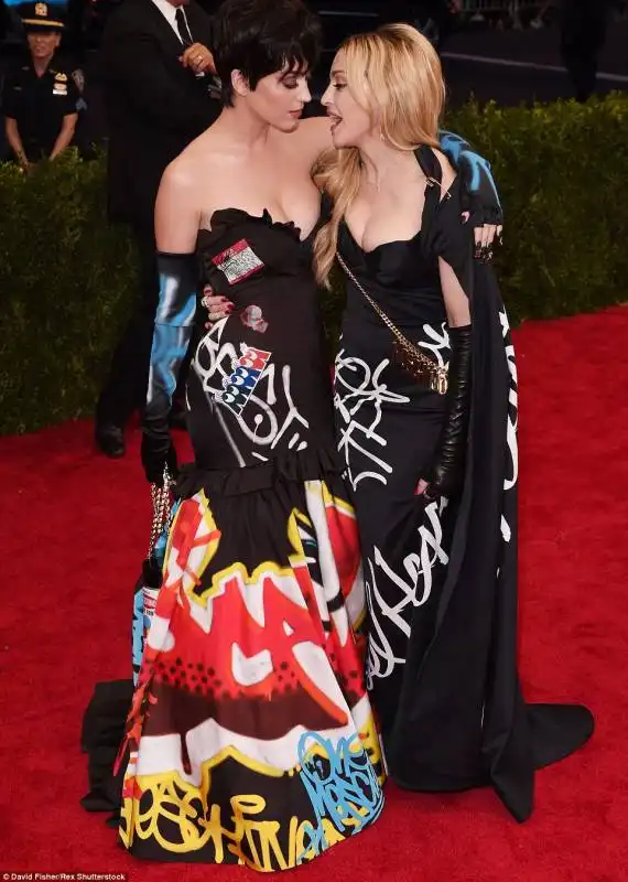 madonna e katy perry al met