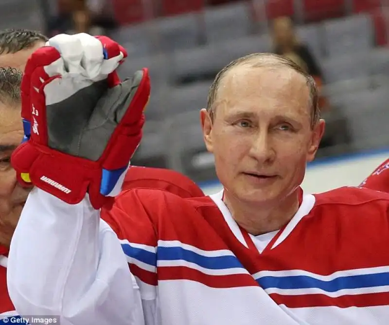 putin hockey