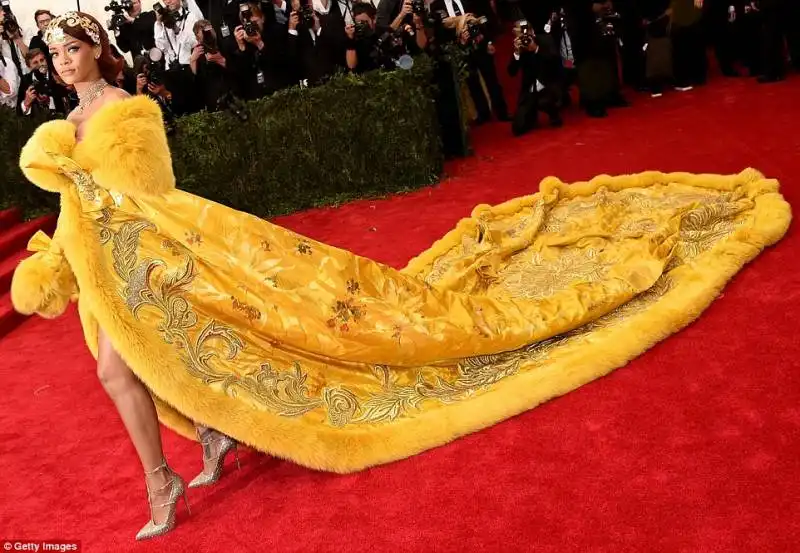 rihanna per guo pei