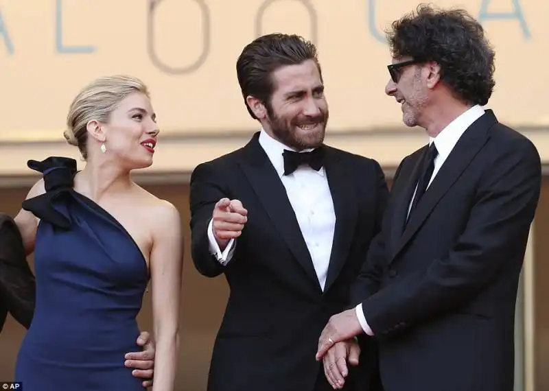 sienna miller,jake gyllenhaal e joel coen 