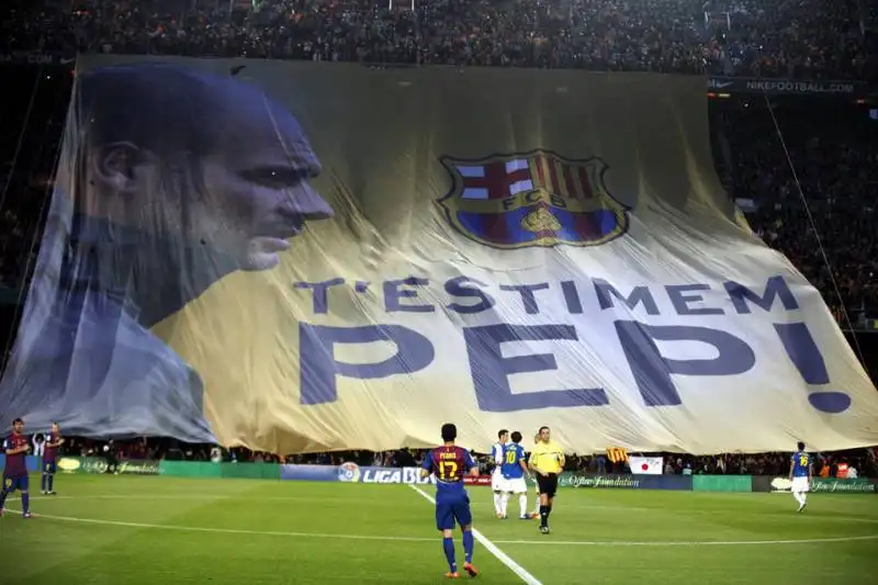 striscione per guardiola