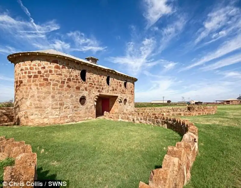 un edificio del waggoner ranch