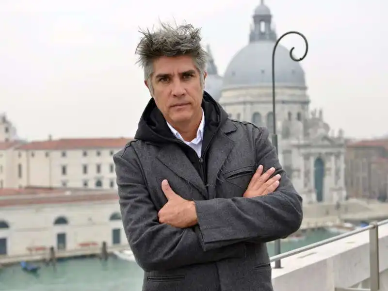 ALEJANDRO ARAVENA