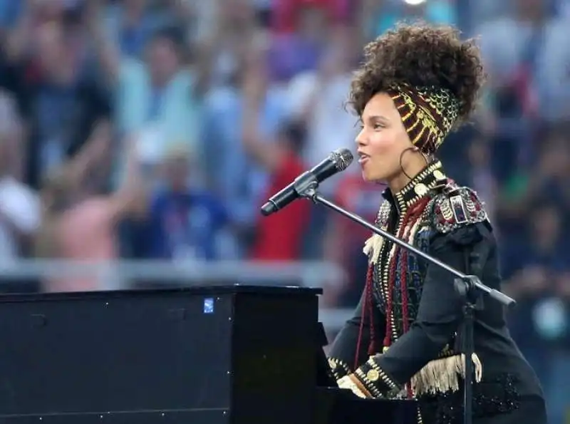 alicia keys  7496fd11