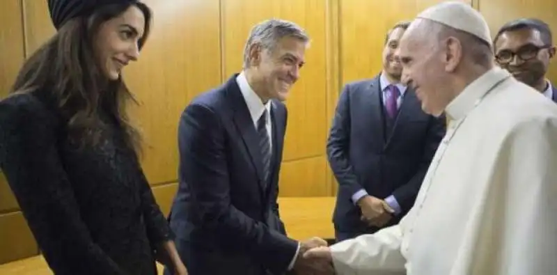 AMAL ALAMUDDINI - GEORGE CLOONEY - PAPA BERGOGLIO