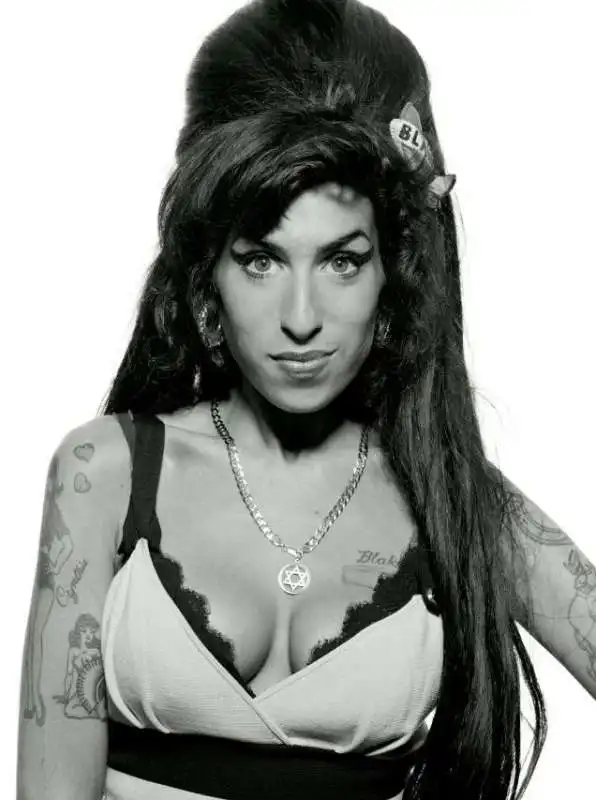 amy winehouse   foto di terry oneill