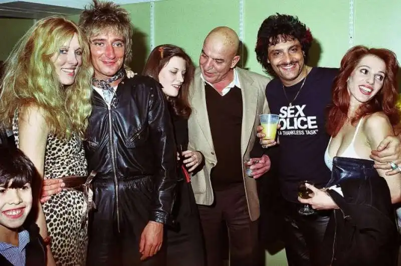 appice con rod stewart e groupies