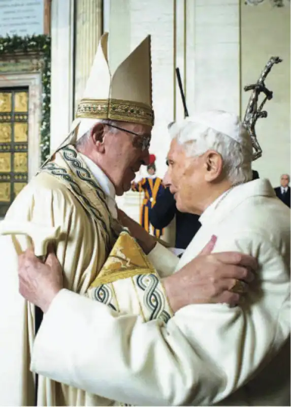 BERGOGLIO RATZINGER