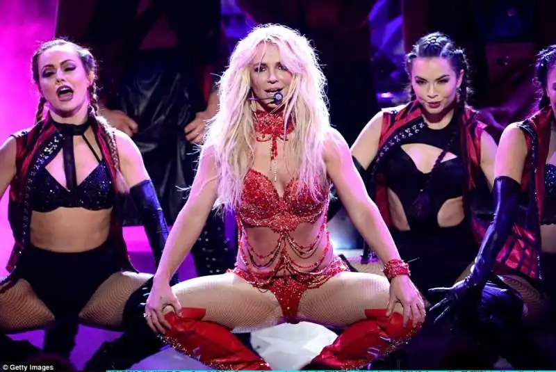 britney spears sul palco del billboard music awards 5