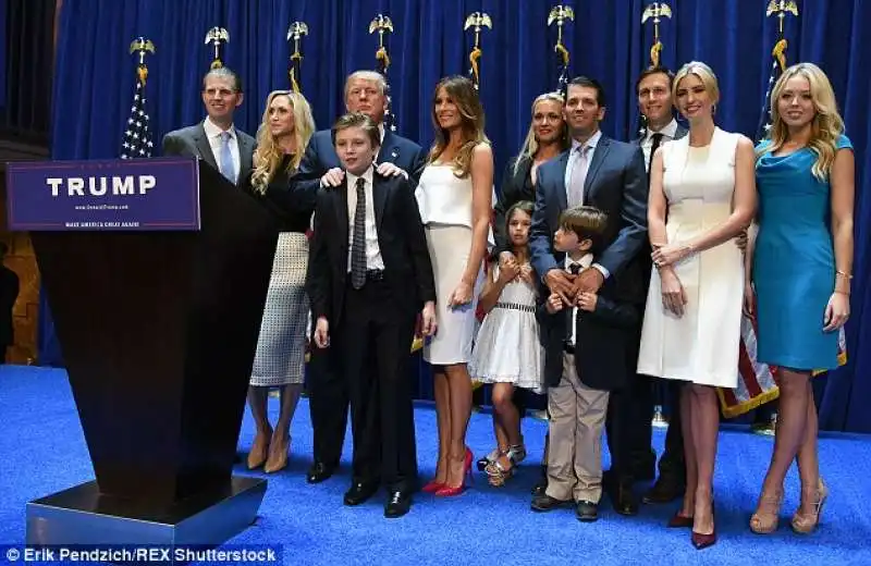 donald trump con figli nuore e generi