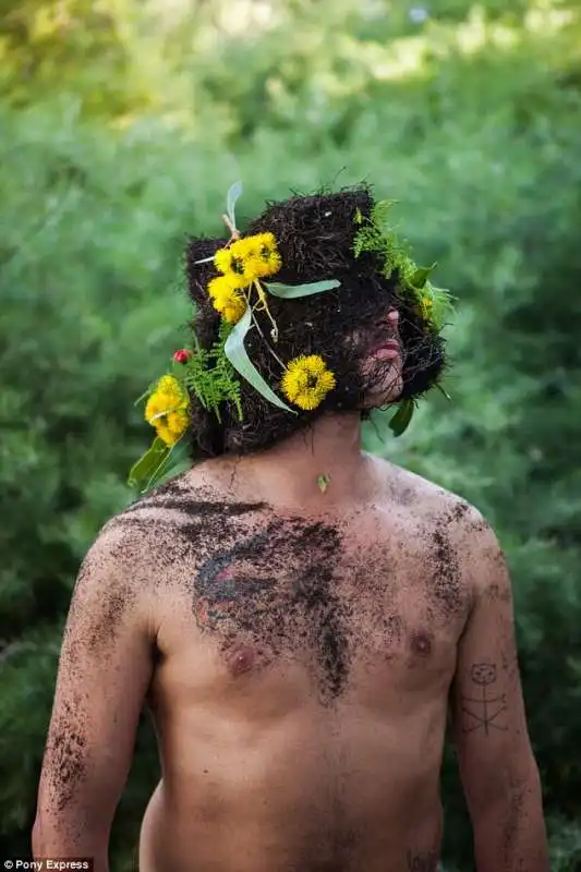 ecosessuale nei giardini botanici di  melborne