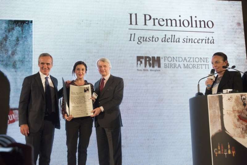 il premiolino 2016 francesca mannocchi (premiata) fra i giurati alfredo pratolongo e ferruccio de bortoli