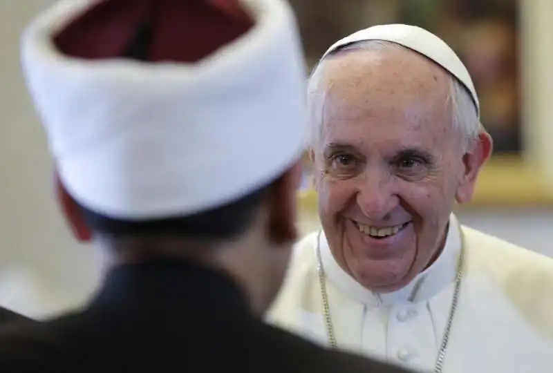 imam di al azhar e papa bergoglio    