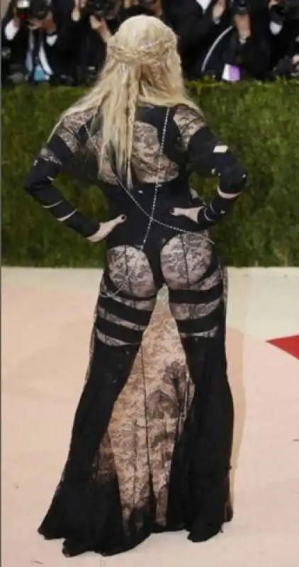 madonna al met gala  6