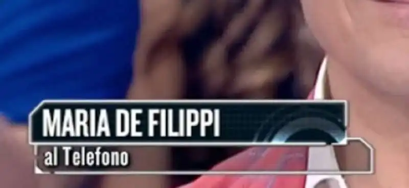 maria de filippi in collegamento