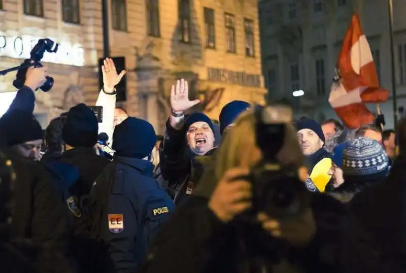 NEONAZISTI IN AUSTRIA 