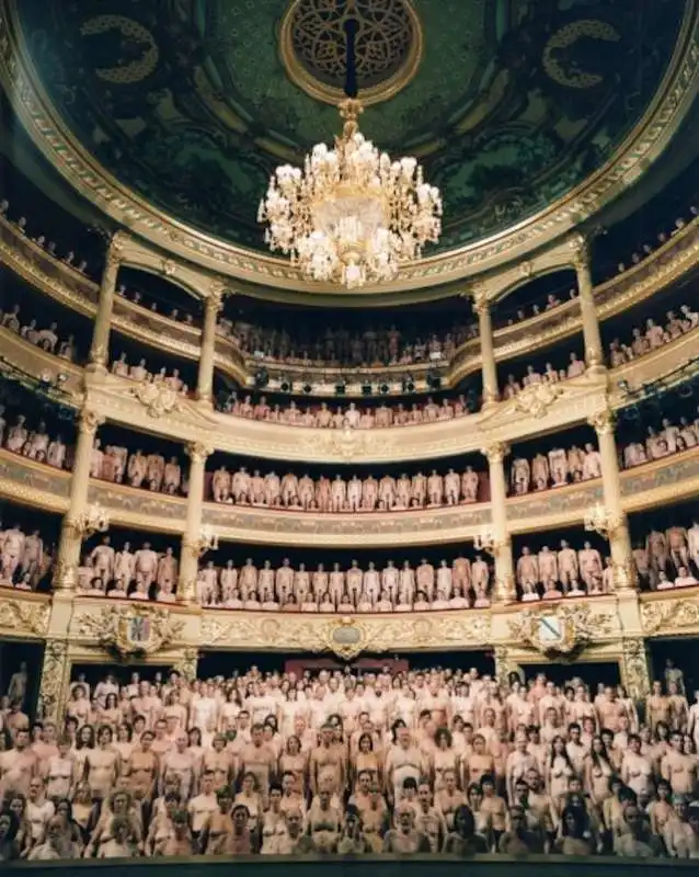 nudi all opera per spencer tunick