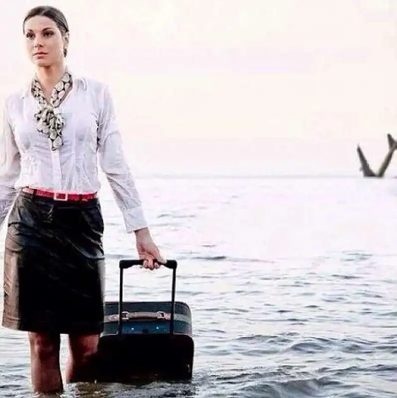 samar ezz eldin hostess egyptair   