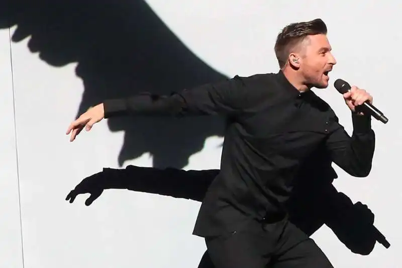 sergey lazarev cantante ed ex attore porno