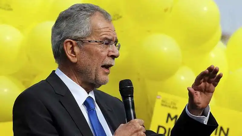 VAN DER BELLEN 