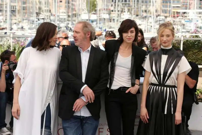 arnaud desplechin, mathieu amalric, marion cotillard, charlotte gainsbourg, alba rohrwacher