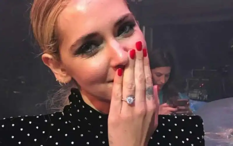 chiara ferragni l anello di fedez