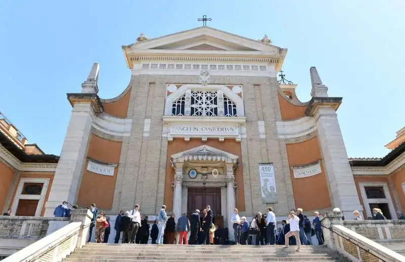 chiesa sant angeli dei custodi