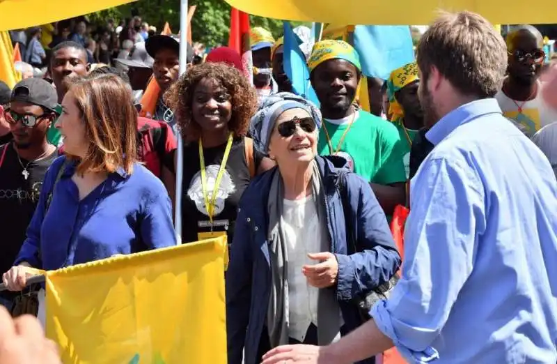 emma bonino con majorino